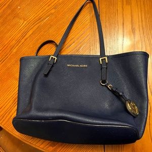 Micheal Kors Small Jet Set Navy Tote